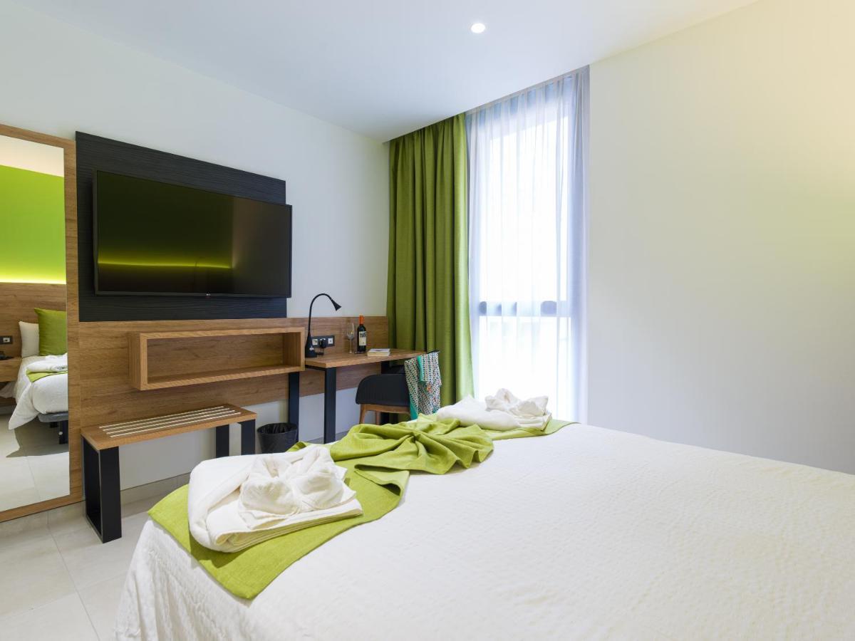 Hotell Mg Poniente
